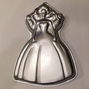 Barbie Wilton Vintage 14" Cake Pan/Mold